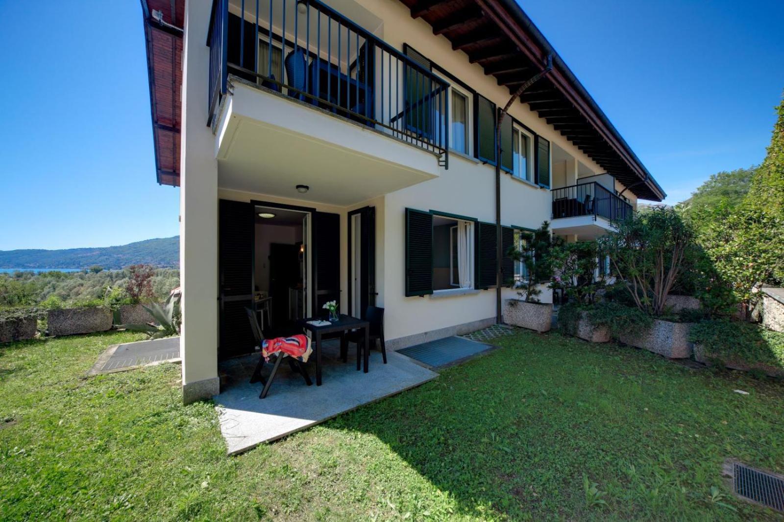 Residence Isolino ヴェルバーニア エクステリア 写真
