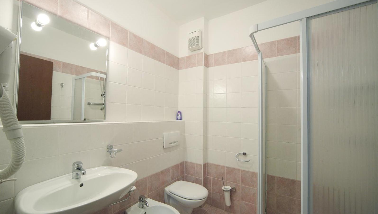Residence Isolino ヴェルバーニア エクステリア 写真