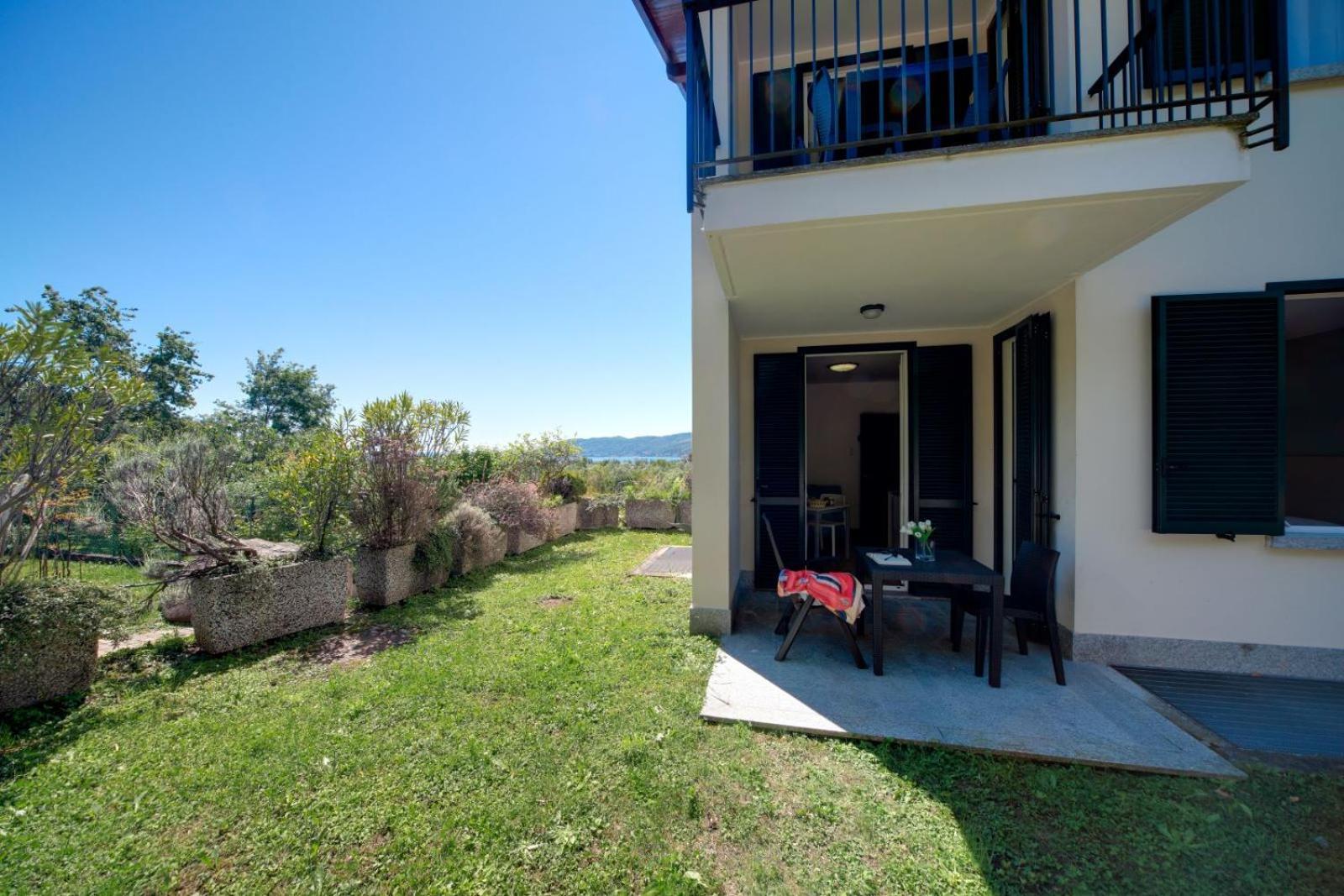 Residence Isolino ヴェルバーニア エクステリア 写真